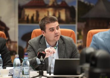 Consiliul Județean Suceava alocă 15,9 milioane de lei pentru salvarea Cetății de Scaun, care este amenințată de infiltrații de apă