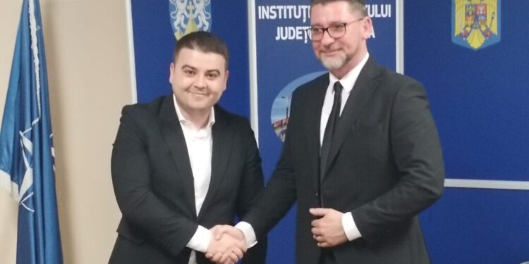 Traian Andronachi a depus jurămîntul de prefect al Sucevei în fața noilor colegi și a reprezentanților altor instituții (Foto)