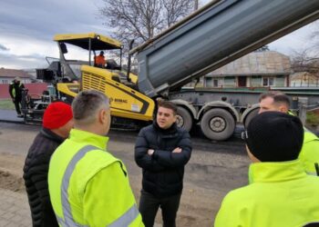 Pe patru drumuri județene se va turna covor asfaltic. În bugetul din acest an, Consiliul Județean Suceava a alocat 310 milioane de lei pentru finanțarea lucrărilor la drumuri