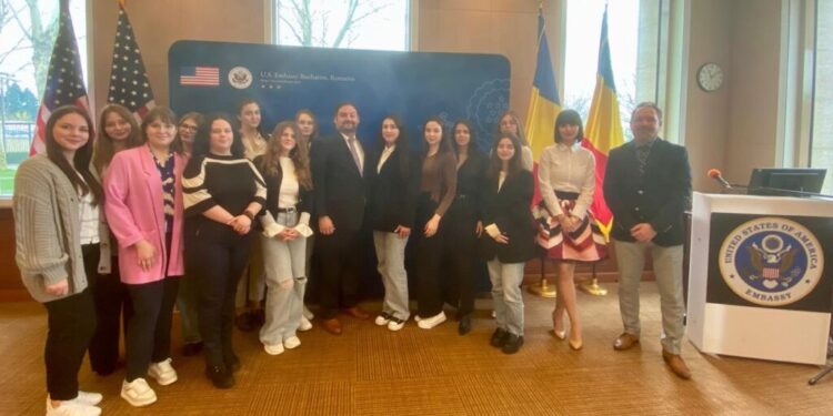 Studenți suceveni, vizită la Ambasada SUA din București și la Comisia Fulbright Româno-Americană