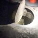 Capacul unei guri de canal din Suceava, din cauza căruia o femeie și un copil s-au rănit, a fost reparat