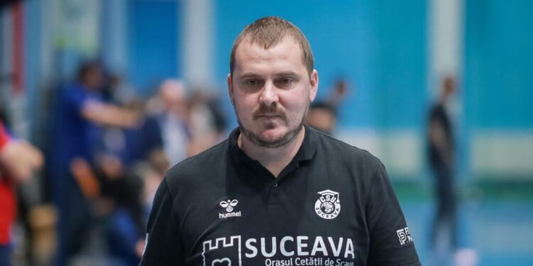 Fizioterapeutul CSU Suceava și oamenii care au construit noul stadion al Sucevei