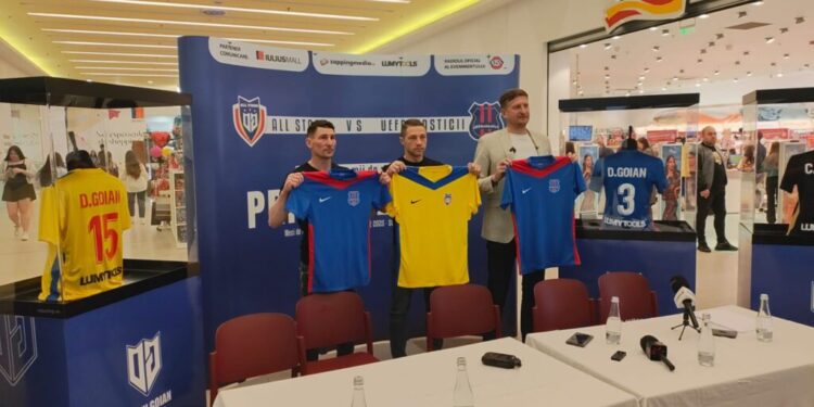 Dorin Goian, Mihai Roman și Daniel Bălan au prezentat echipamentul de joc pentru meciul de retragere al primului. Se speră ca pe ”Areni”, pe 24 iunie, să fie prezenți 6.000 de spectatori (Foto)