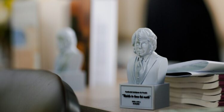 ”Nichita în luna lui Marte”, ediția a XVI-a, cu premii, lucrări de grafică și lansări de carte și de reviste