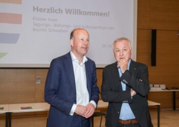 Președintele Consiliului Regional Schwaben, Martin Sailer, și fostul președinte, Juergen Reichert, vor vizita Suceava