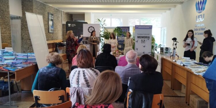 Salonul Internațional de Carte ”Alma Mater Librorum”. Prof. univ. dr. Sanda Maria Ardeleanu: Concluziile sînt că lumea are nevoie de carte. Cred că s-a trecut de o mie de participanți și de vizitatori. Timp de două zile totul a fost foarte viu