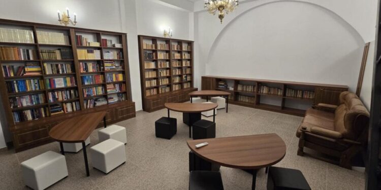 Biblioteca ”Bogdan Galanton-Moroșan”, la Siliștea Nouă, în incinta Bisericii Sf. Mihail şi Gavril. Bogdan, care a murit la numai 49 de ani, scria poezie