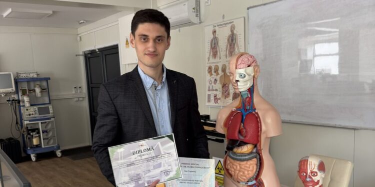 Student de la universitatea suceveană, premiul II la Conferința Națională de Bioinginerie găzduită de Universitatea de Medicină și Farmacie „Grigore T. Popa” Iași