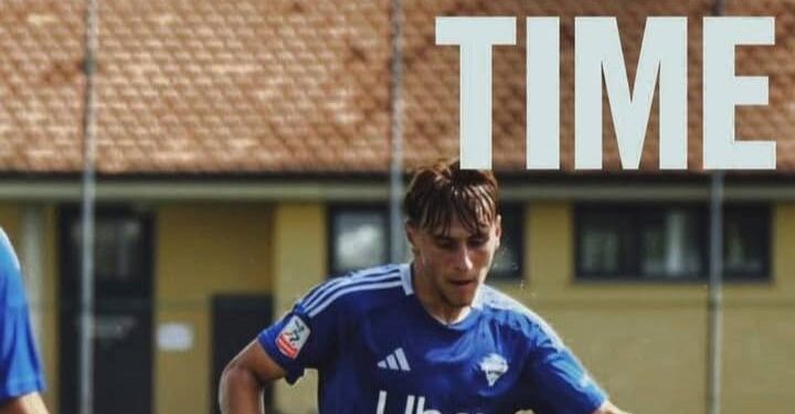 Sebastian Burlacu, un produs al LPS Suceava, a debutat în Primavera pentru Como 1907. A jucat tot meciul și a avut un assist în victoria echipei sale cu 5-0