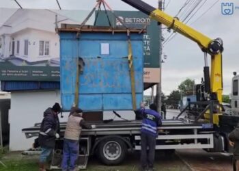 A fost îndepărtat încă un chioșc de pe domeniul public. Primăria Sucevei: ”Intervențiile vor continua și în următoarele zile în mai multe zone din oraș”