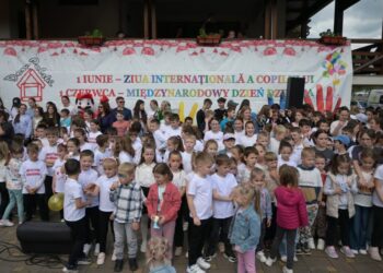 Sărbătoare pentru 600 de copii, la Solonețu Nou, organizată de Uniunea Polonezilor din România (Foto)