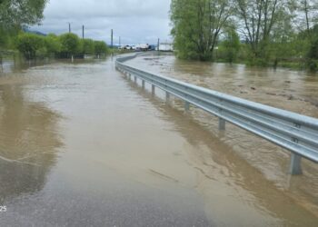 Inundații în localitatea suceveană Coșna