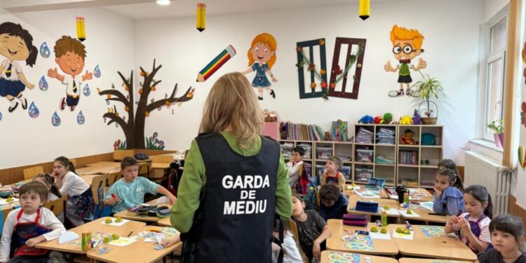 Garda de Mediu Suceava, discuții cu elevii de la Școala Gimnazială nr. 1