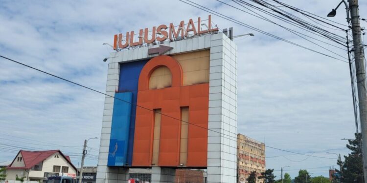 Traficul din Suceava, dat peste cap de o avarie la rețeaua de gaze. Polițiști scoși în stradă pentru dirijarea traficului