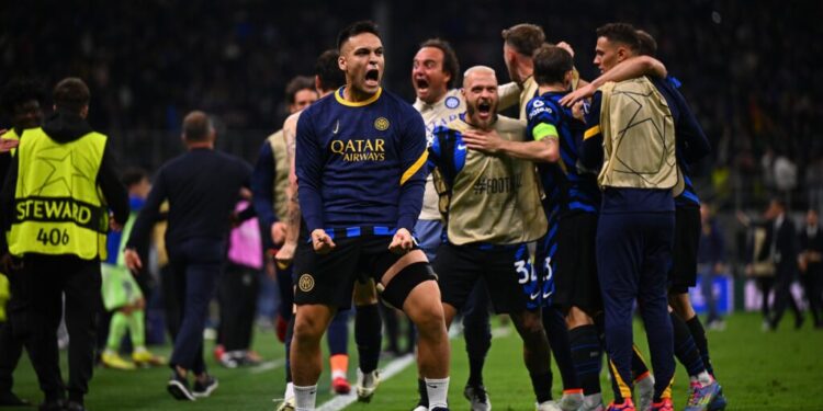 Dorin Goian: Pentru mine surpriza a fost Inter Milano. Eu nu sînt fan Barça, eu sînt Real pînă în pînzele albe, dar îmi pare rău pentru ei, pentru că au jucat foarte bine, în special în repriza a II-a. În finală ”mă voi duce cu Inter”