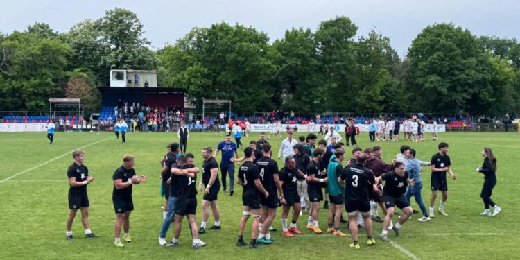 Rugbyștii de la LPS Suceava, campioni naționali pentru a doua oară la rînd, susținuți de aproximativ 80 de membri ai familiilor lor la finala de la București
