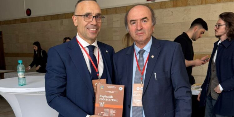 Volumul III al ”Explicațiilor Codului Penal”, coordonat de Tudorel Toader, va fi lansat la Facultatea de Drept din Suceava. La volumul II a contribuit și lectorul universitar doctor Mihai Ștefănoaia