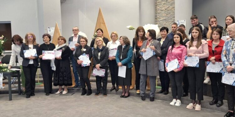 Proiecte pentru practica elevilor de la Colegiul Tehnic “Laţcu Vodă” Siret şi de la Colegiul Tehnic ”Mihai Băcescu” Fălticeni