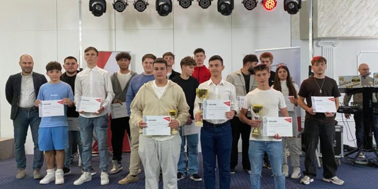 Concurs Delgaz Grid. Suceava, locurile I și III la secțiunea pentru ingineri, iar Colegiul ”Samuil Isopescul” Suceava, locul I la Trofeul Electricianului Junior