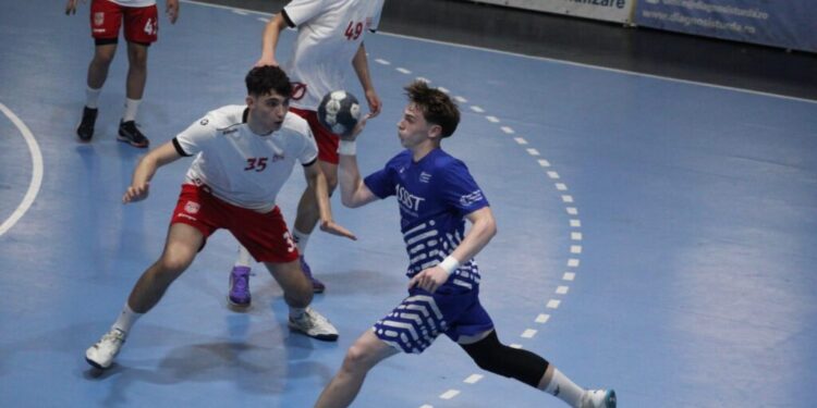 Juniorii II de la CSU Suceava au încheiat pe IV Campionatul Național de handbal (FOTO)