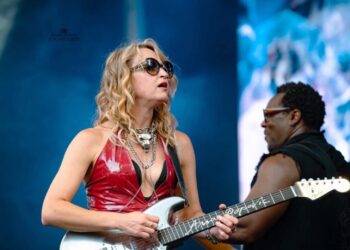 Pentru Ana Popovic vin la Suceava Blues Festival oameni din Craiova, Timișoara sau Germania. Boby Stroe: Festivalul aduce spectatori din diferite părți ale țării și lumii