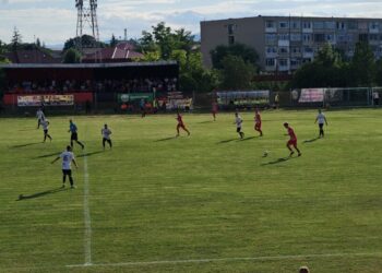 Cetatea Suceava, promovare în Liga a III-a! Prezent la returul barajului de promovare de la Onești, președintele Consiliului Județean Suceava, Gheorghe Șoldan, a promis sprijin pentru echipa de fotbal