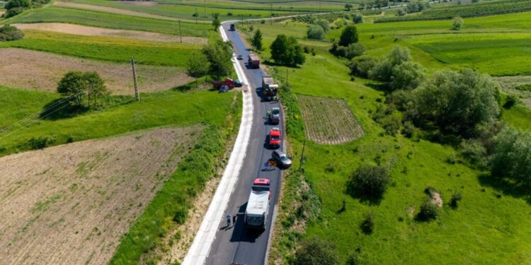 Drumul Satu Mare – Grănicești ar putea fi gata de asfaltat înainte de termenul stabilit, care este martie 2026 (Foto)
