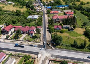 Lucrările de modernizare a drumului Uidești – Forăști – Oniceni s-ar putea încheia în septembrie, cu 9 luni mai devreme decît termenul din contract (Foto)
