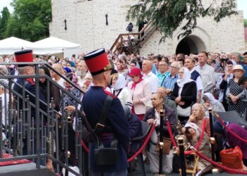 Emil Ursu: La Suceava și, sigur, mai larg, în Arhiepiscopia Sucevei și Rădăuților, astăzi este pomenit Sfîntul Ioan cel Nou de la Suceava, un sfînt de care se leagă pînă la urmă începuturile istoriei bisericești în Moldova