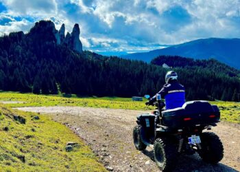 Jandarmii, în misiuni de patrulare în minivacanța de Rusalii