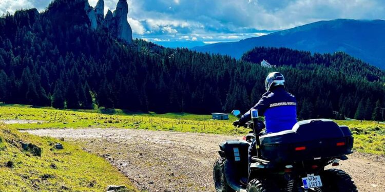 Jandarmii, în misiuni de patrulare în minivacanța de Rusalii