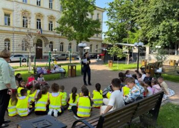 Peste 1.000 de copii suceveni de clasa I au avut un prim contact cu educația rutieră, în cadrul unui amplu program al Poliției
