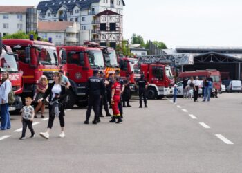 1 iunie în lumea salvatorilor. ISU ”Bucovina” Suceava: Copilăria este locul unde ia naștere curajul. Acolo se conturează eroii de mîine – din jocuri, din dorința de a ajuta, din visuri care nu cunosc limite