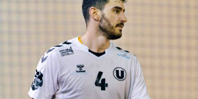 Sergiu Makaria, un produs al Academiei de Handbal Minaur Baia Mare, transferat la CSU Suceava