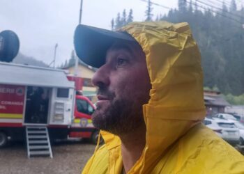 Bilanțul dezastrului din Broșteni, la 48 de ore de la viitură: Trei decese, 500 de locuințe afectate și 40 complet distruse