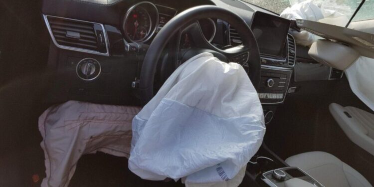 RAR derulează o serie de campanii de rechemări pentru mai multe mărci auto construite între 1998 și 2019, din cauza unor defecțiuni la airbag-uri. Toate campaniile de rechemare în service sînt gratuite
