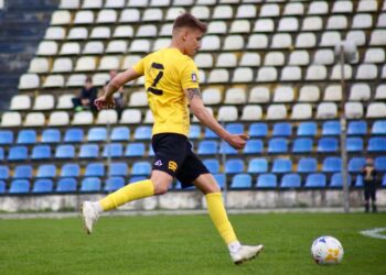 CSM Cetatea Suceava a transferat un fundaș de 1 metru și 92 de la Petrolul Ploiești