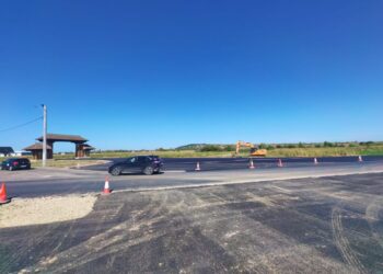 Sens giratoriu, la intersecția dintre drumul național Rădăuți – Marginea și drumul comunal Horodnic de Sus. Primarul Luța: Este intersecția unde de-a lungul anilor au fost multe evenimente nedorite soldate chiar și cu decese