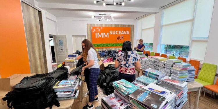 Ghiozdane din partea Patronatelor IMM Suceava, pentru copiii din zonele afectate de inundații