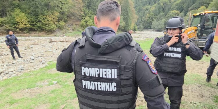 Aproape 100 de proiectile și cinci bombe de aruncător, distruse de pirotehniștii de la ISU Suceava. Muniția provenea, cel mai probabil, din Primul Război Mondial (Foto)