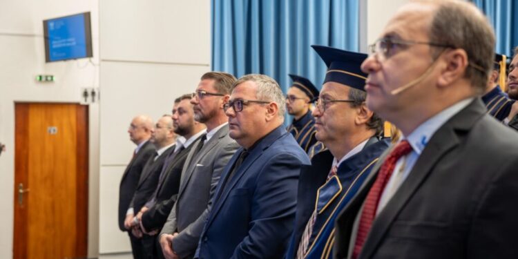 Prefectul de Suceava, Traian Andronachi, la deschiderea anului universitar, către noii studenți: Nu vă fie teamă să întrebați, să greșiți și să căutați mereu răspunsuri