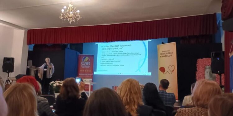 Conferința „Psihologia Emoțiilor”, la Fălticeni, cu ocazia Zilei Internaționale a Sănătății Mintale. Printre temele dezbătute au fost relația dintre corp și minte, și rolul emoțiilor în dezvoltarea personală și socială (Foto)