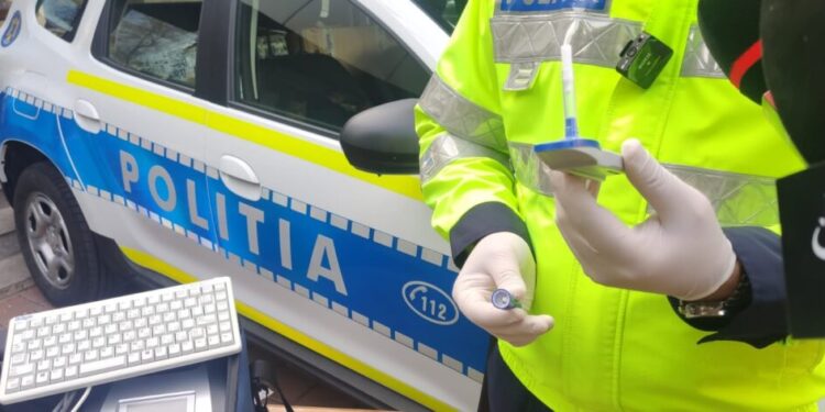 Șofer de 30 de ani, arestat preventiv pentru conducere fără permis și, posibil, sub influența drogurilor