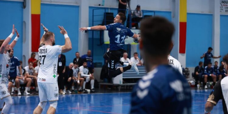 CSU Suceava, o nouă victorie în Liga Zimbrilor! Handbaliștii suceveni au cîștigat partida cu U Cluj cu 38-34