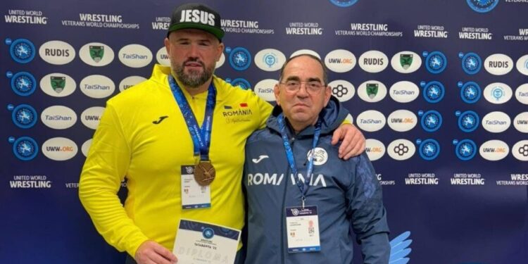 Suceveanul Gheorghe Ignat, medalie de bronz la Campionatul Mondial de lupte greco-romane destinat veteranilor. Pentru a putea concura, luptătorul a trebuit să slăbească 23 de kilograme