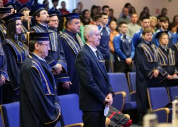 Profesorul Petru Ghervan, la primirea titlului de Profesor Emeritus al USV: Pot privi înapoi cu seninătatea omului mulțumit de drumul parcurs. Nu este vorba doar despre cifre, ci despre oameni, locuri și valori (Foto)