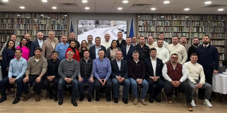 Delegație a Sucevei în Statele Unite ale Americii, întîlniri cu reprezentanții comunităților românești din Illinois, Michigan și Missouri