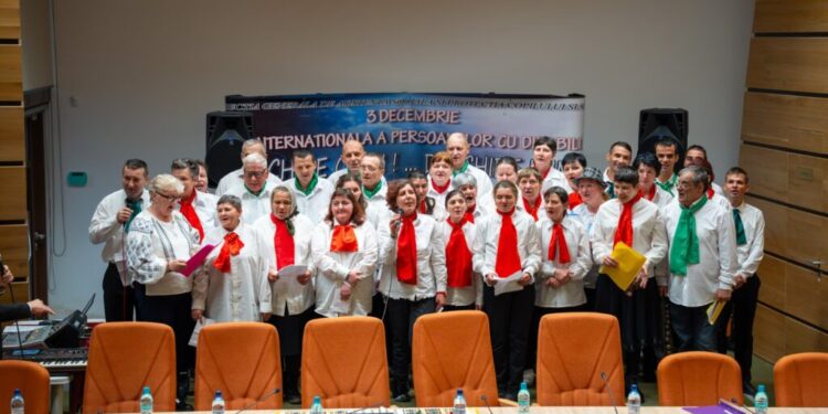 Ziua Internațională a Persoanelor cu Dizabilități. Nicolae Robu: Transmit un gînd cald tuturor persoanelor cu dizabilități din județ, familiilor lor, specialiștilor și voluntarilor care le sprijină (Foto)