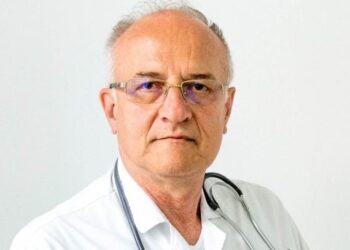 Reputatul medic nefrolog Mihai Ardeleanu: În județul Suceava sînt în jur de 350-400 persoane care fac dializă. România este una din puținele țări din UE care dă masă în timpul dializei. Și transportul, de asemenea, e gratuit