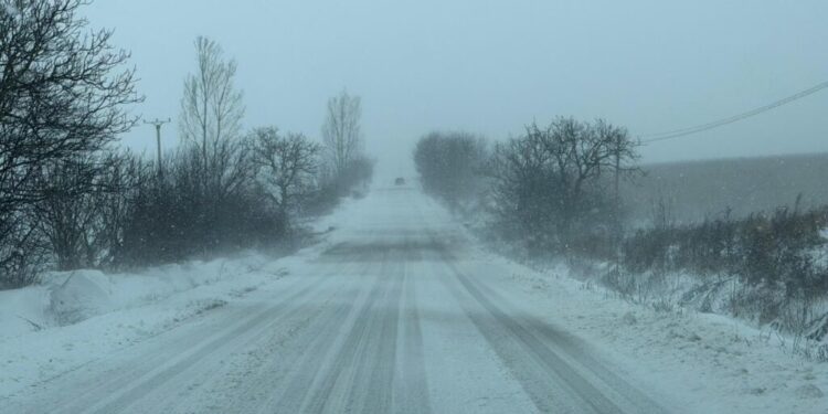 Coduri meteo de ninsoare și vînt. Situația existentă în județul Suceava pe 28 decembrie, la ora 18.52
